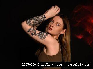 Hello dears! My name is Dani. I am a university student and I am only 18 ye