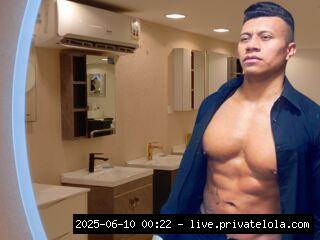 Hello, I am a guy who loves the gym and sex. I like to eat and feel good. I