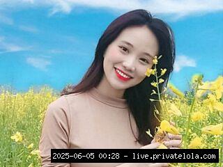Hi, I'm MezothaLee! I have a great personality and I love to laugh ?
