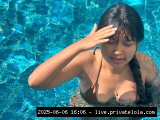 snapshot girl asian