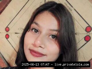 hello guys, i am zoya , i am 19 young from india, i am collage student. i a