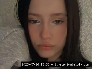 Hello! I am a young model, and my life is filled with art and movement. Dan