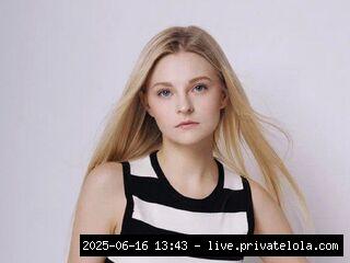 Hello everyone! I am 18 years old and I am from Finland I am an active and 