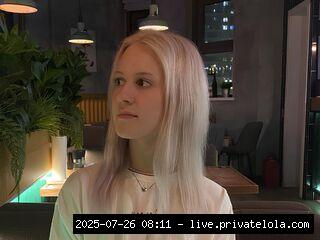 Hi! My name is Melissa, I’m 18 years old, and I’m so happy to see you o