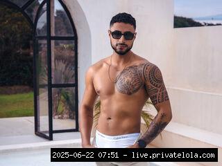 Let´s explore together the big world of the sexuality. I am an open mind b