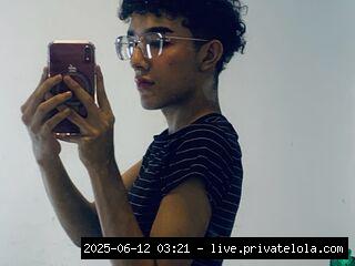 snapshot gay latin