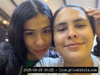 hello we are a sexy latin couple we love to play with our bodies and fulfil