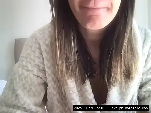 Hello, I like you... PM Send Kiss :) Don't Stop Baby lingua pra fora/T