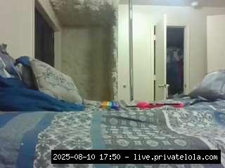 twerking per 100 nude 400 fucking myself 1000 [69 tokens remaining]