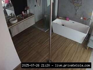 voyeurcam-casa-salsa-bathroom-3 Public Chat Channel