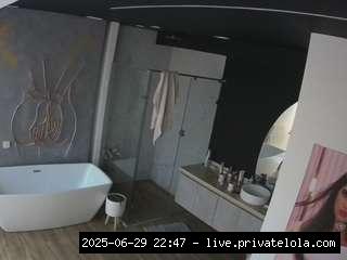 voyeurcam-casa-salsa-bathroom-4 Public Chat Channel