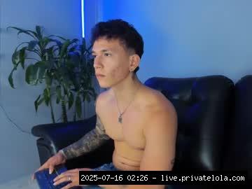 Enjoy my strong arms #young #bigcock #teen #feet #new